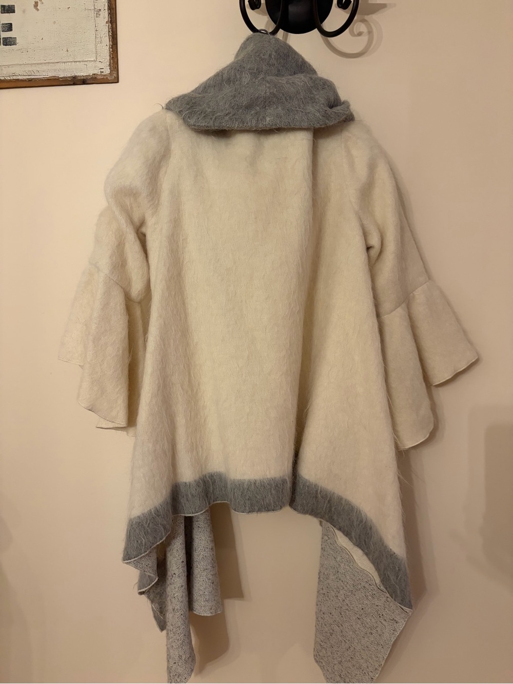 Courtney Washington One of a Kind Runway Coat - Picture 2 of 4